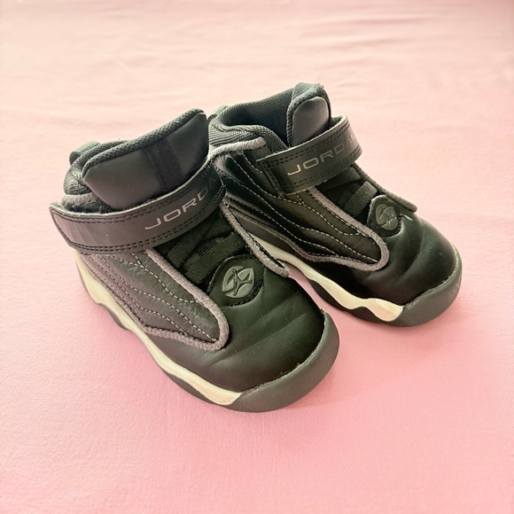Jordan Other - GUC Jordan Pro Strong  Toddler 6C Black White Basketball Shoes DC7910-002